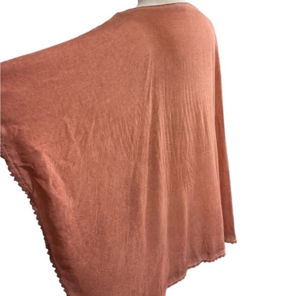 Andree by Unit rust color kimono styled top with embroidery size 1X - Picture 7 of 9